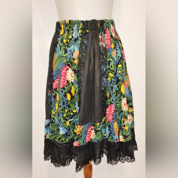 Vintage Dresses & Skirts - Vintage Black Floral A-Line Skirt with Pink, Yellow & Blue Flowers